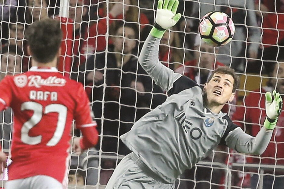 Iker, Marselha, Portugal, Xavi, Porto, Casillas, Sara Carbonero, Radioset, V., Espanha, Kiwi, Messi, Ronaldo, Dragões, Sporting, Dragão, José Sá, Pinto da Costa, desporto, futebol