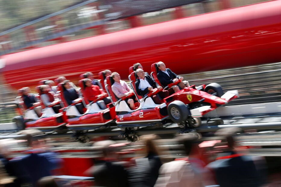 Ferrari abre parque para quem ama a velocidade