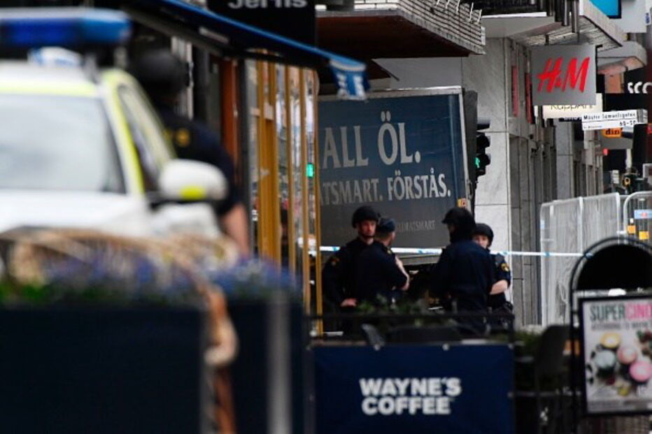 2017-04-07_15_22.43 sweden1.jpg