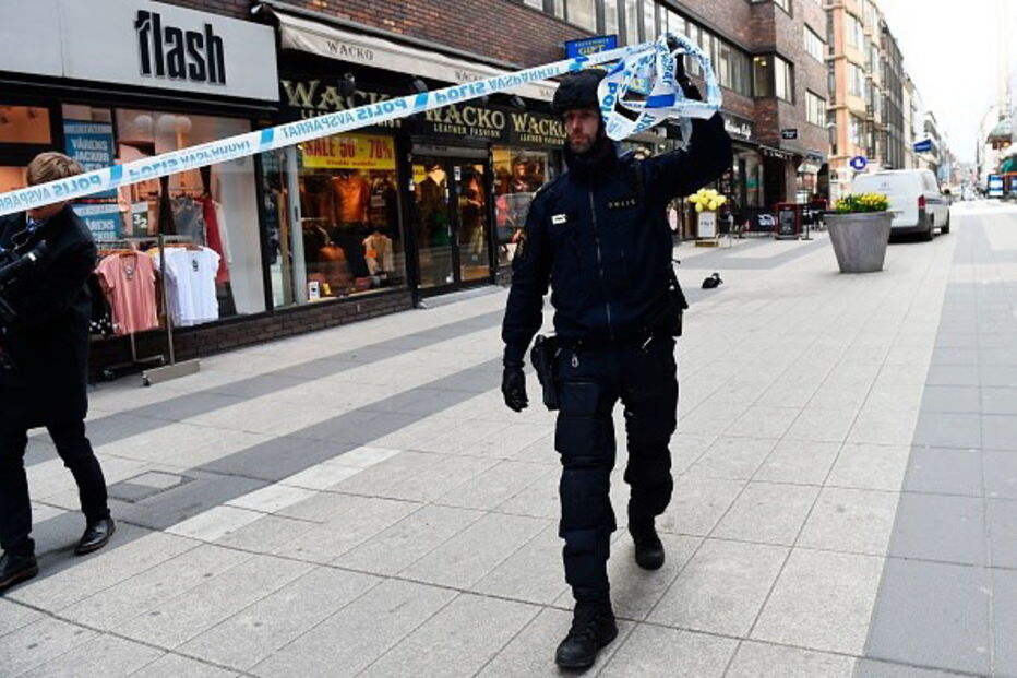 2017-04-07_15_22.44 sweden4.jpg