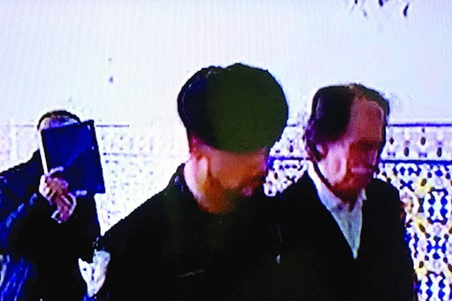 Serafim (ao fundo) e Albertino (dir.)