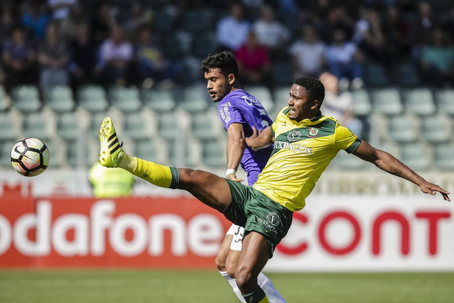 O Paços de Ferreira e o Arouca empataram a 1-1 este sábado