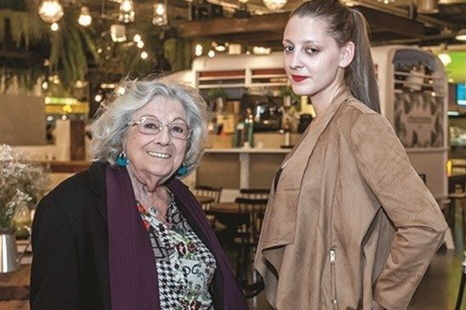 Eunice Muñoz, atriz, textos, teatro, novelas, neta, revelação, confissão, cancro, tiroide, lídia muñoz