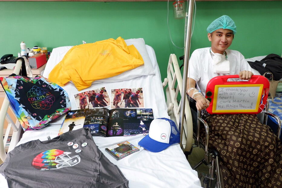 Chris Martin, Coldplay, Filipinas, fã, cancro, doente