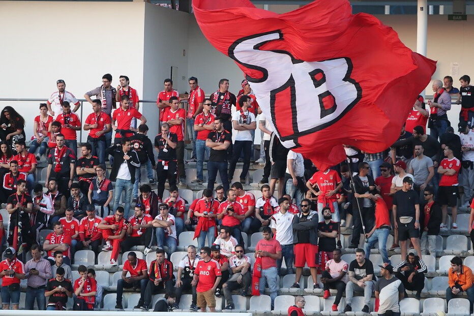 Benfica rumou a Moreira de Cónegos para jogar mais uma etapa da Liga Portuguesa de Futebol