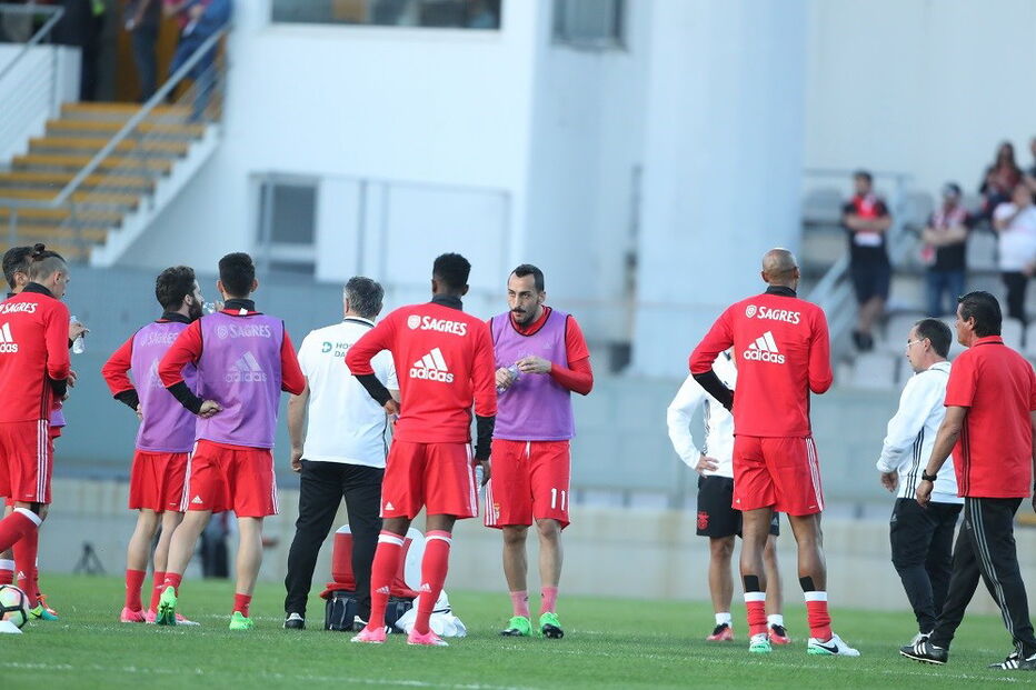Benfica rumou a Moreira de Cónegos para jogar mais uma etapa da Liga Portuguesa de Futebol