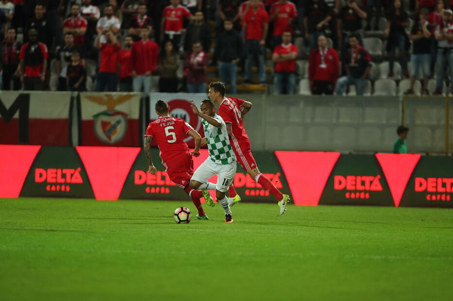 Benfica rumou a Moreira de Cónegos para jogar mais uma etapa da Liga Portuguesa de Futebol	