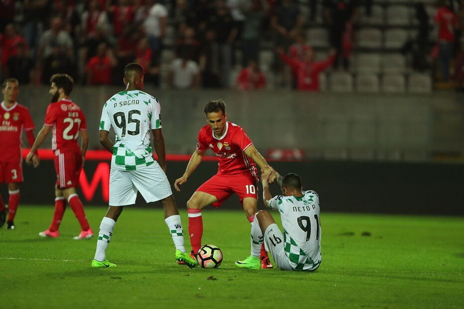 Benfica rumou a Moreira de Cónegos para jogar mais uma etapa da Liga Portuguesa de Futebol	