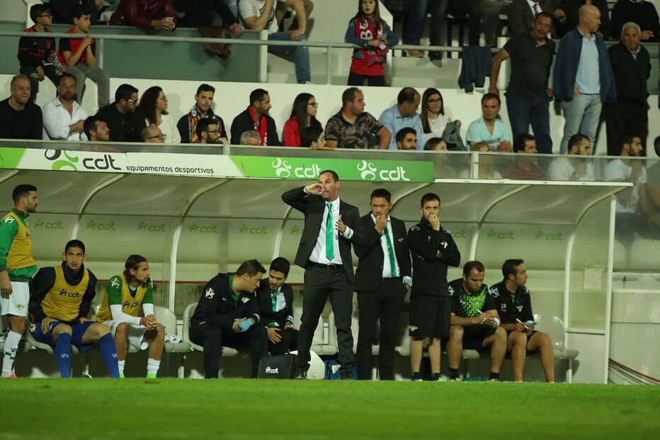 Benfica rumou a Moreira de Cónegos para jogar mais uma etapa da Liga Portuguesa de Futebol	