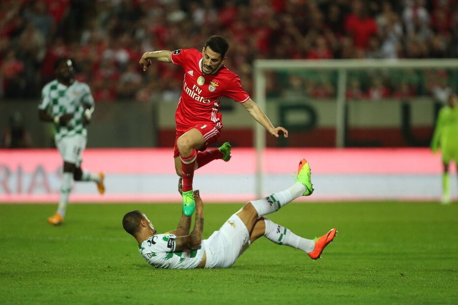 Benfica rumou a Moreira de Cónegos para jogar mais uma etapa da Liga Portuguesa de Futebol	