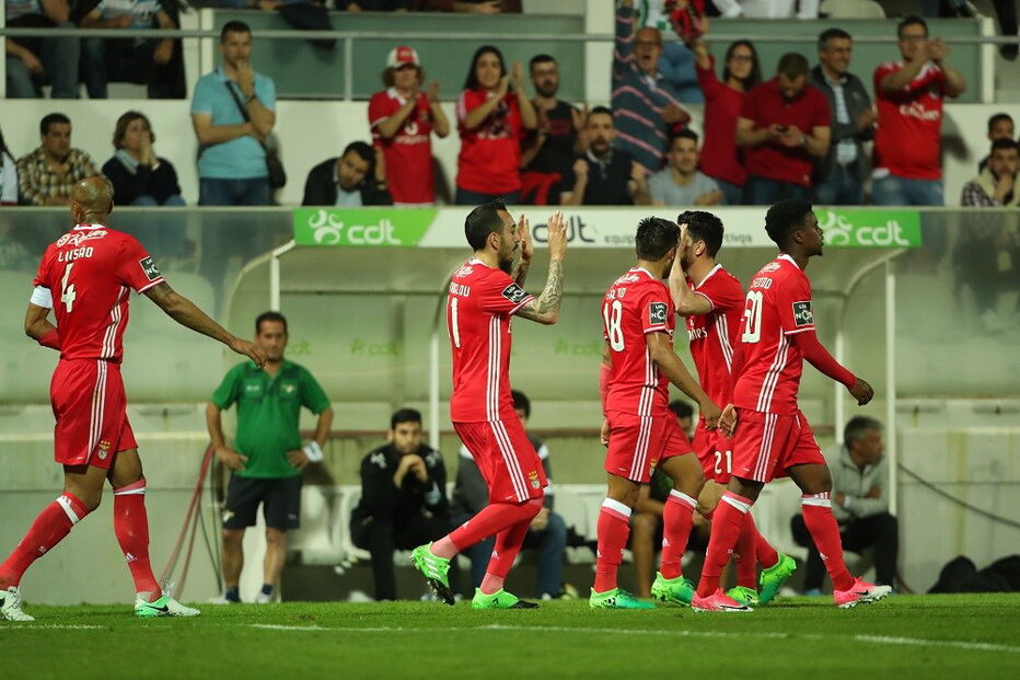 Benfica rumou a Moreira de Cónegos para jogar mais uma etapa da Liga Portuguesa de Futebol	