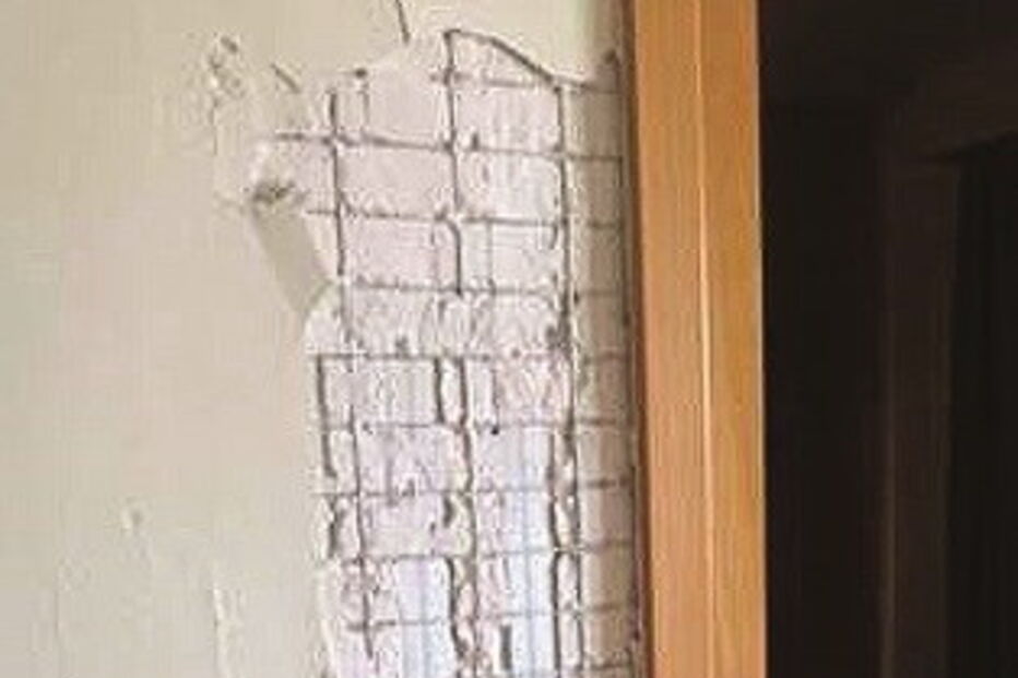 polícia, finalistas, alunos, estudantes, higiene, queixas, danos, espanha, viagem