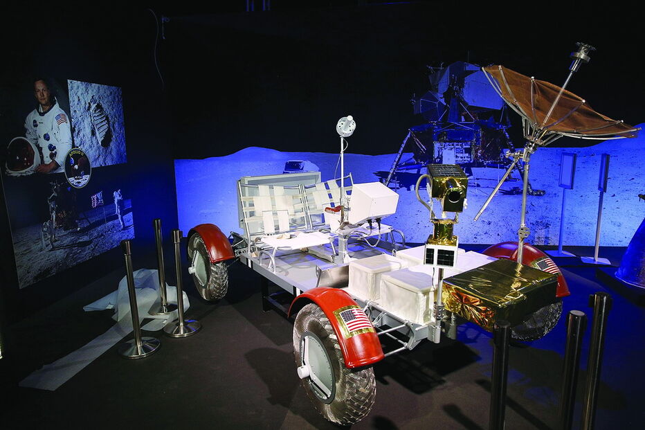 Carrinho espacial de recolha de material usado na Lua 