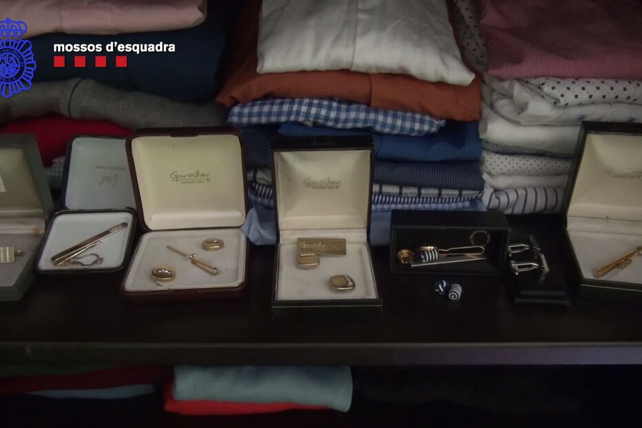 Na operação foram detidas quatro pessoas: três homens e uma mulher