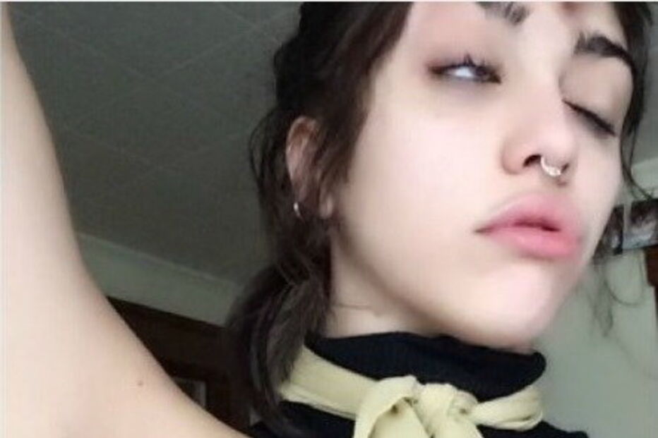 2017-04-12_14_29.49 filha de madona1.jpg