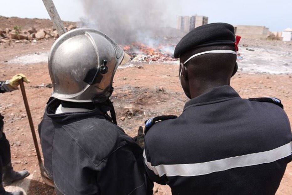 Incêndio no Senegal causa 20 mortos