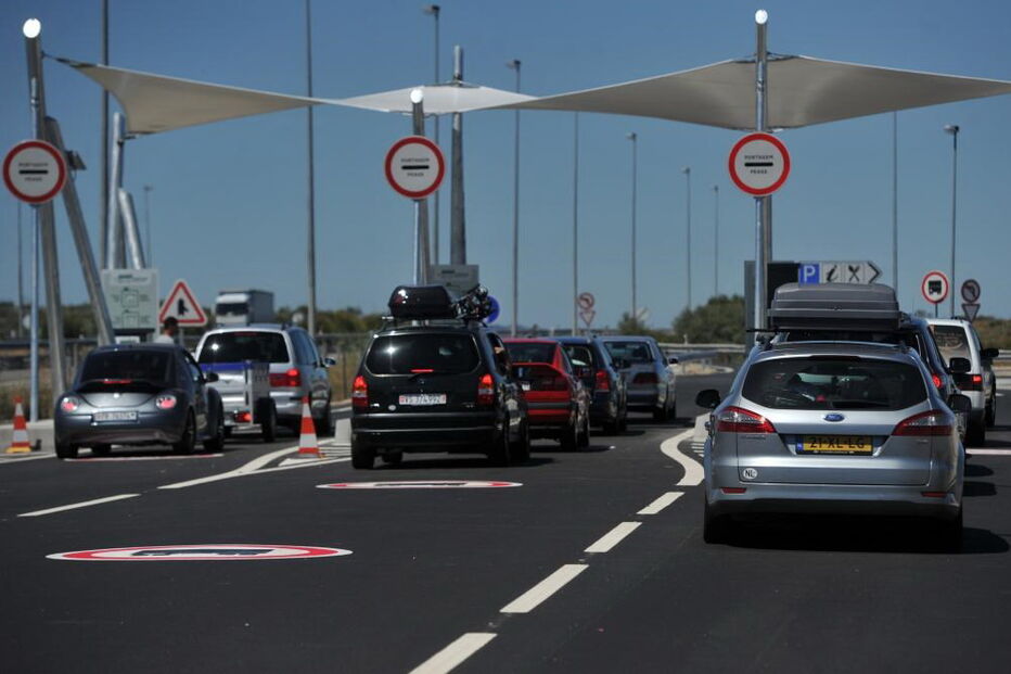 Infraestruturas de Portugal, portagens, afluência, Algarve, Espanha, Páscoa, transporte rodoviário