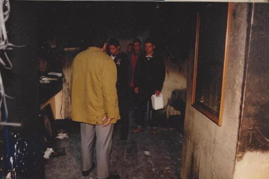 Chamas destruíram por completo o Meia Culpa. 13 pessoas morreram