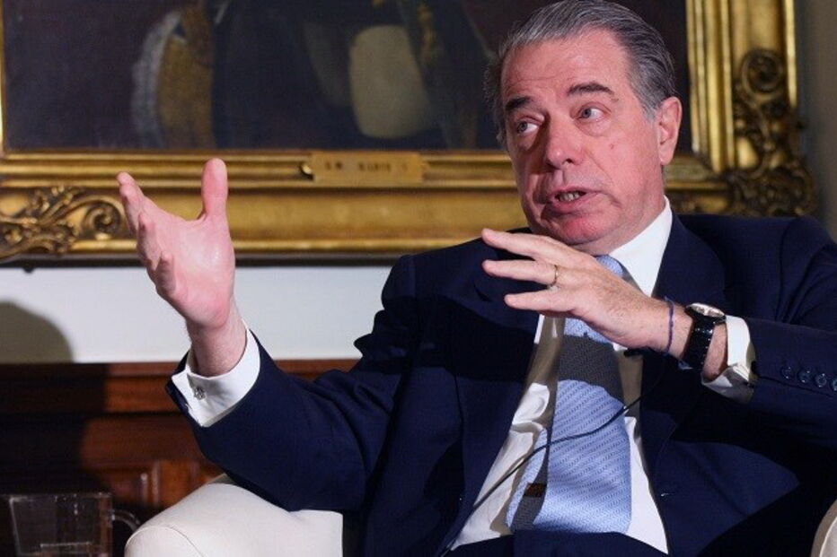 NATO, BES, Alemanha, Grupo Espírito Santo, Ricardo Salgado, AICEP, Rio Forte, Portugal, Luís Almeida Sampaio, Hamburgo