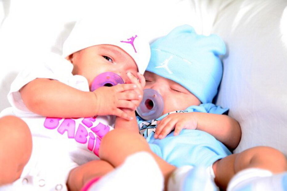 2017-04-15_13_00.34 irmaos gemeos.jpg