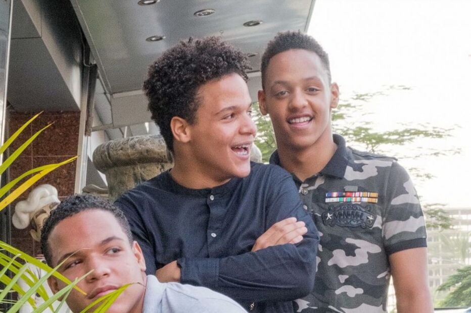 Cinco gémeos angolanos nasceram há 15 anos no Hospital S. João, no Porto