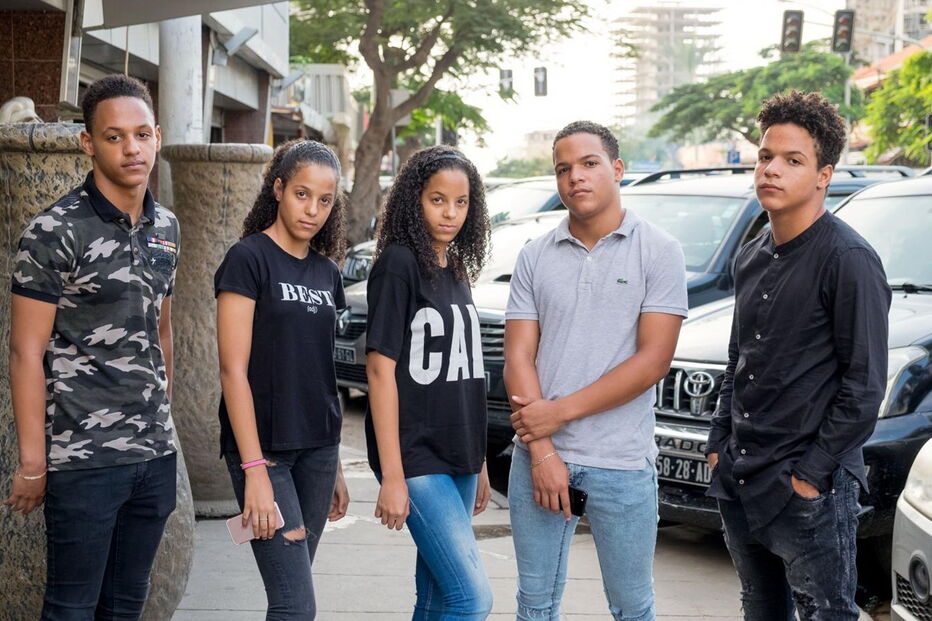 Cinco gémeos angolanos nasceram há 15 anos no Hospital S. João, no Porto