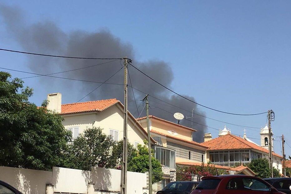 Moradores captaram coluna de fumo após tragédia	
