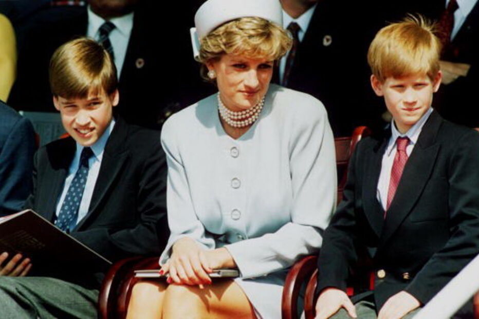 O príncipe Harry tinha 12 anos quando a princesa Diana morreu num trágico acidente de carro, em 1997