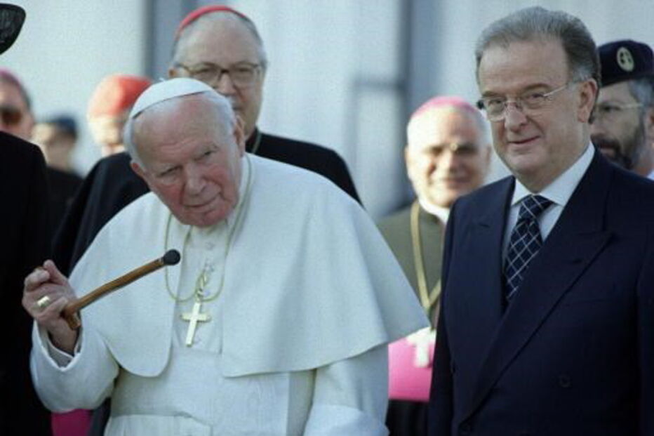 2017-04-17_19_09.42 João Paulo II Fátima 2000 de Manuel de Almeida Lusa.jpg