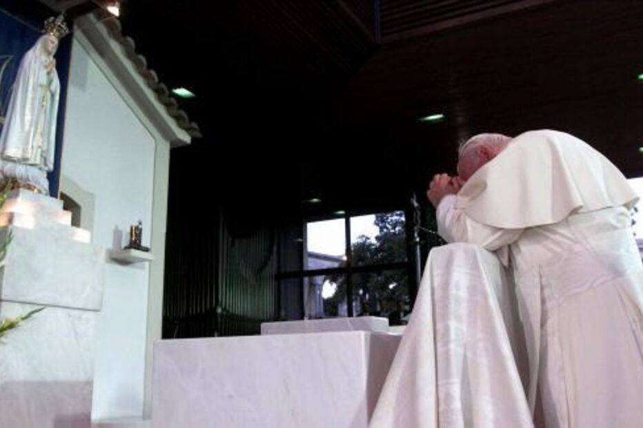 2017-04-17_19_09.44 João Paulo II Fátima DR.jpg