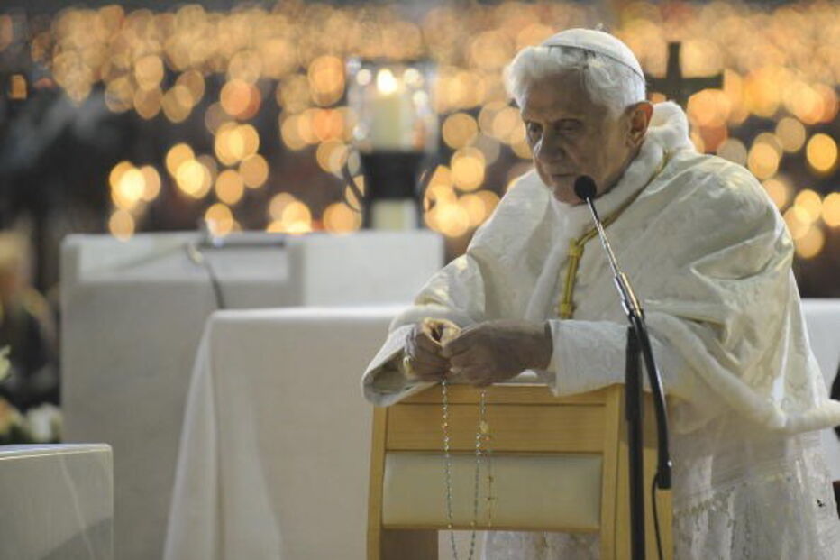 2017-04-17_19_14.14 Bento XVI Fátima Getty Images3.jpg