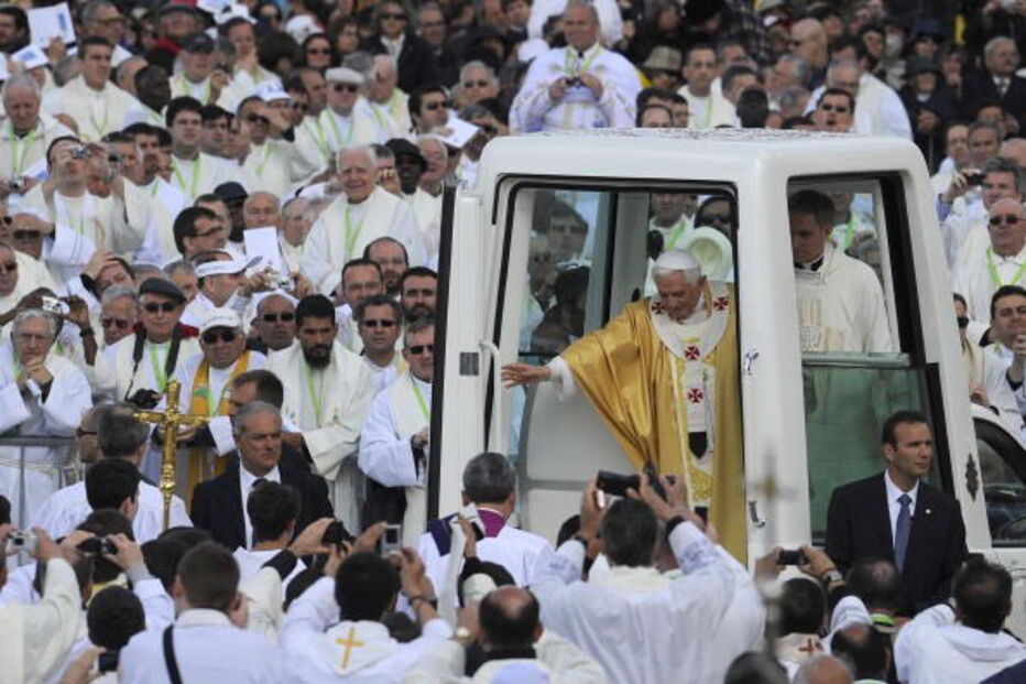 2017-04-17_19_14.15 Bento XVI Fátima Getty Images6.jpg