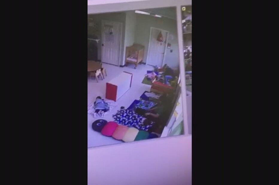 Agressões a crianças foram transmitidas em direto