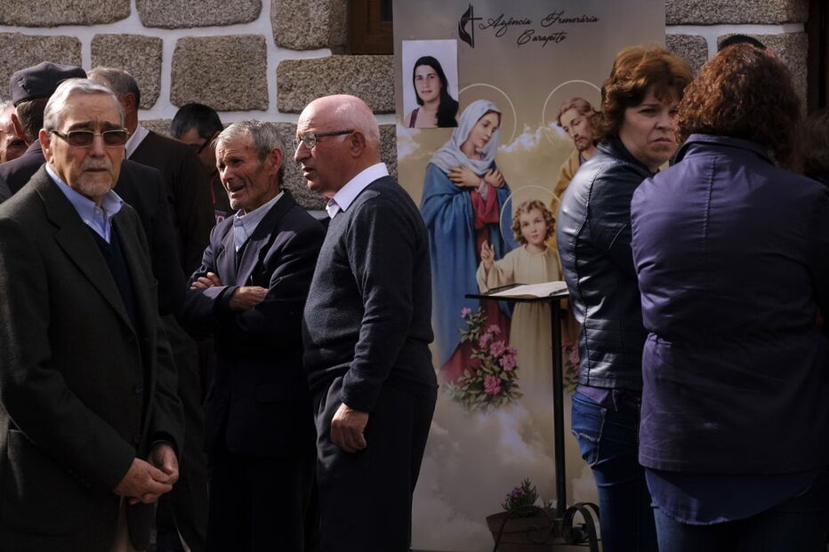 Dor e emoção no último adeus a Liliane Pinto