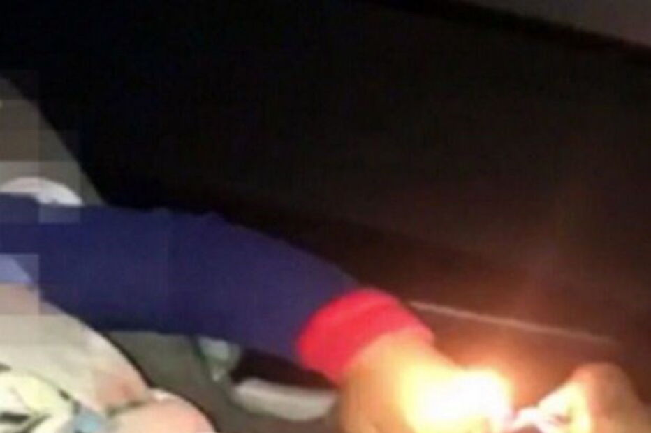 Jamelle Peterkin torturou o filho, de apenas um ano e filmou os crimes