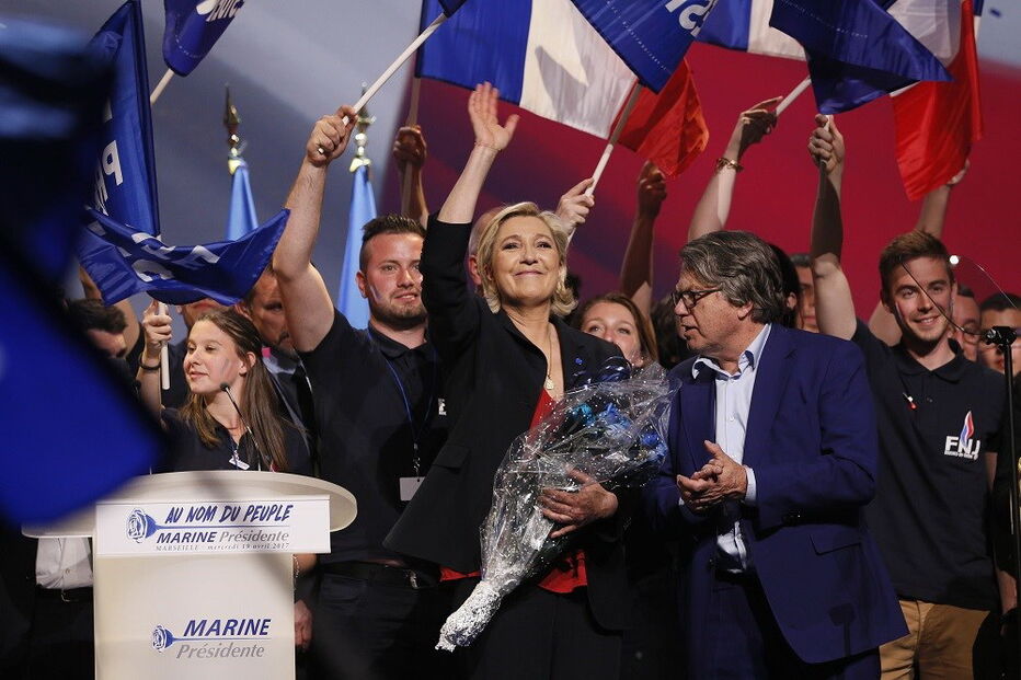 Marine Le Pen realçou feito “histórico” e afirmou-se como a “candidata do povo”