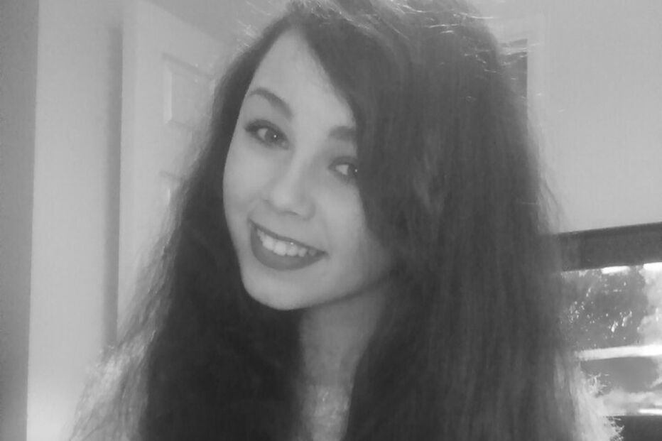 2017-04-25_15_22.43 Molly.jpg