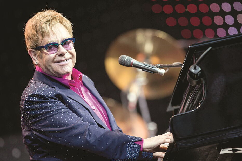 Elton John, músico, cantor, América do Sul, bactéria