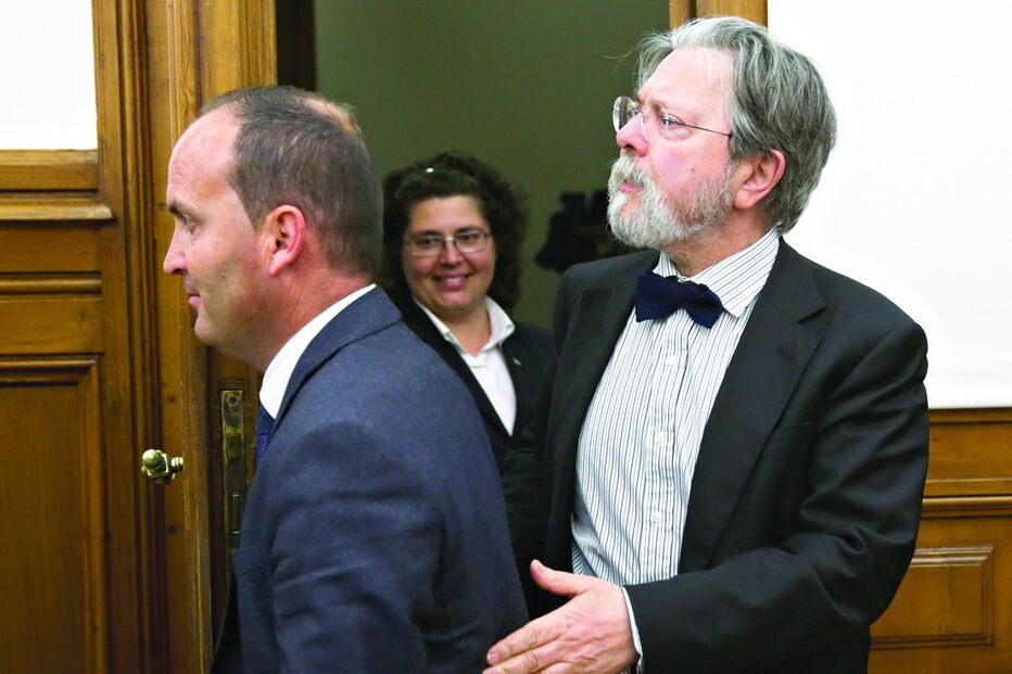 Francisco George, hippies, antivacinação, sarampo, vacinas, vacinação, epidemia, doença, saúde