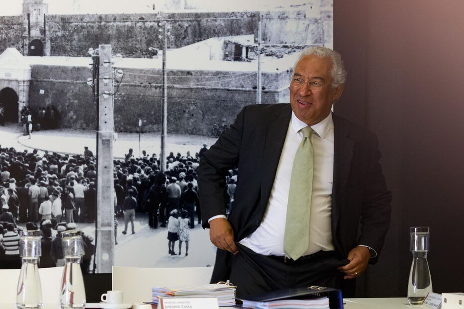 Governo, primeiro-ministro, António Costa, Francisco, Fátima, tolerância de ponto, Tiago Barbosa Ribeiro, religião, política