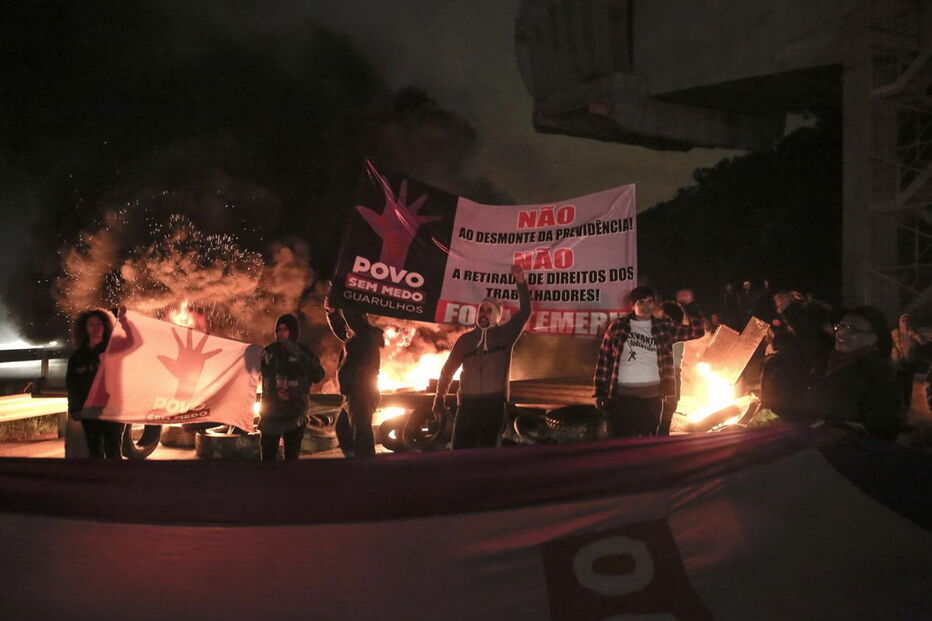 Greve Geral do Brasil cortou estradas