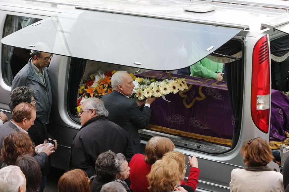 O funeral do pai de Jorge Jesus em imagens
