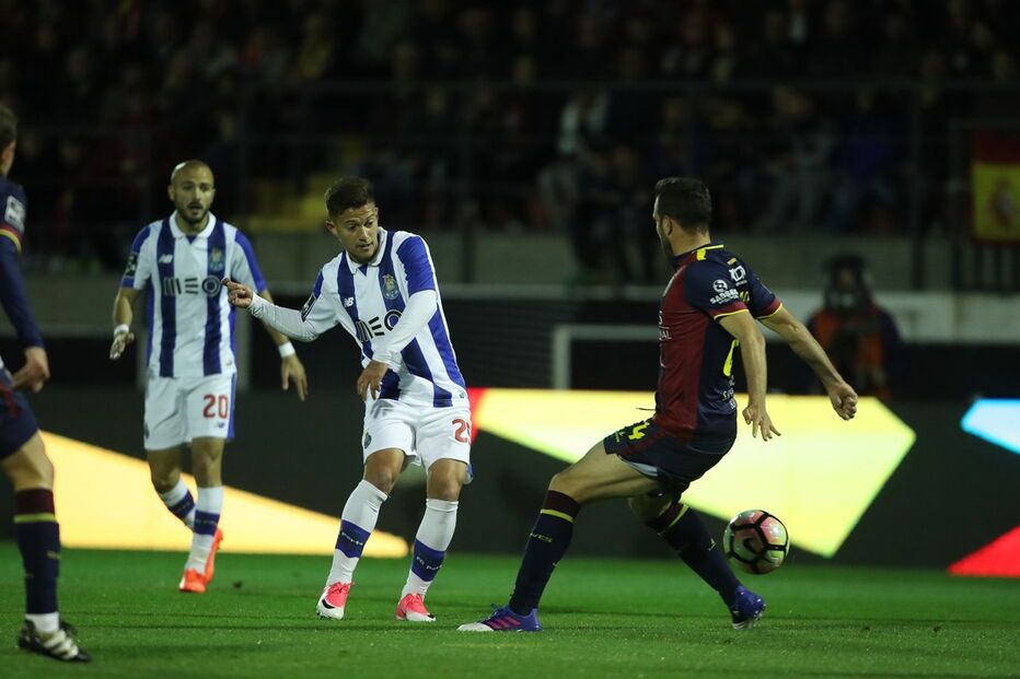 As melhores imagens do Chaves-FC Porto