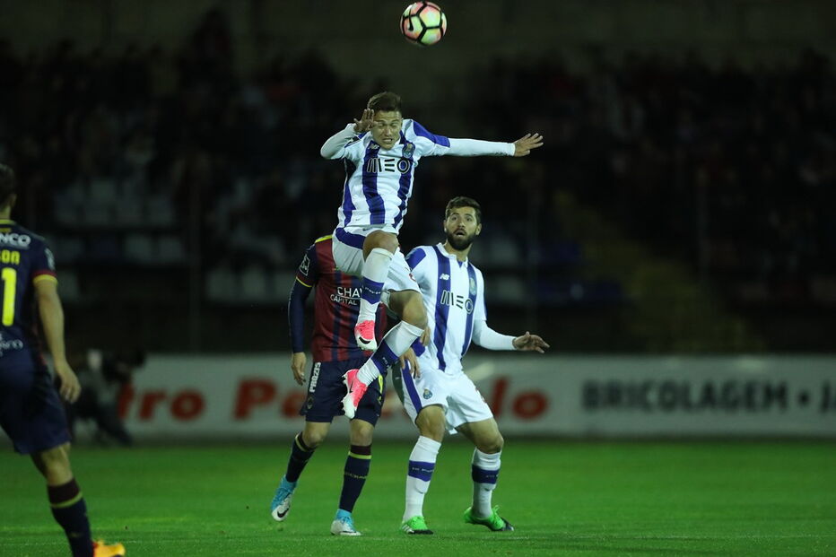 As melhores imagens do Chaves-FC Porto