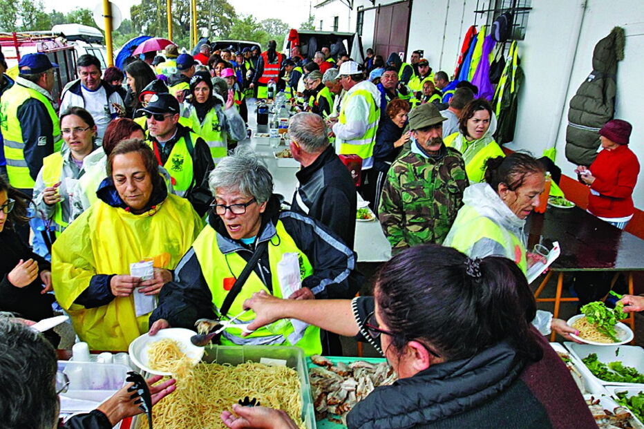 As refeições servidas ao longo das caminhadas são muito importantes para os peregrinos 