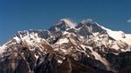 Encontrados microplásticos em neve do Evereste a mais de 8.000 metros de altitude