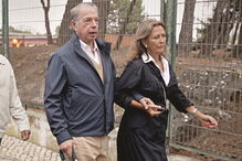 Ricardo Salgado terá desviado dinheiro do Grupo Espírito Santo para uma conta da mulher, Maria João, na Suíça