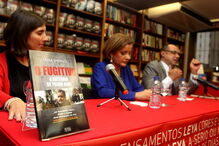 Livro ‘O fugitivo’, da autoria da jornalista Tânia Laranjo, foi apresentado ontem pelo diretor do CM, Octávio Ribeiro
