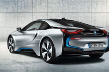 GNR vai escoltar o papa Franscico com um BMW i8