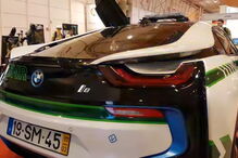 GNR vai escoltar o papa Franscico com um BMW i8